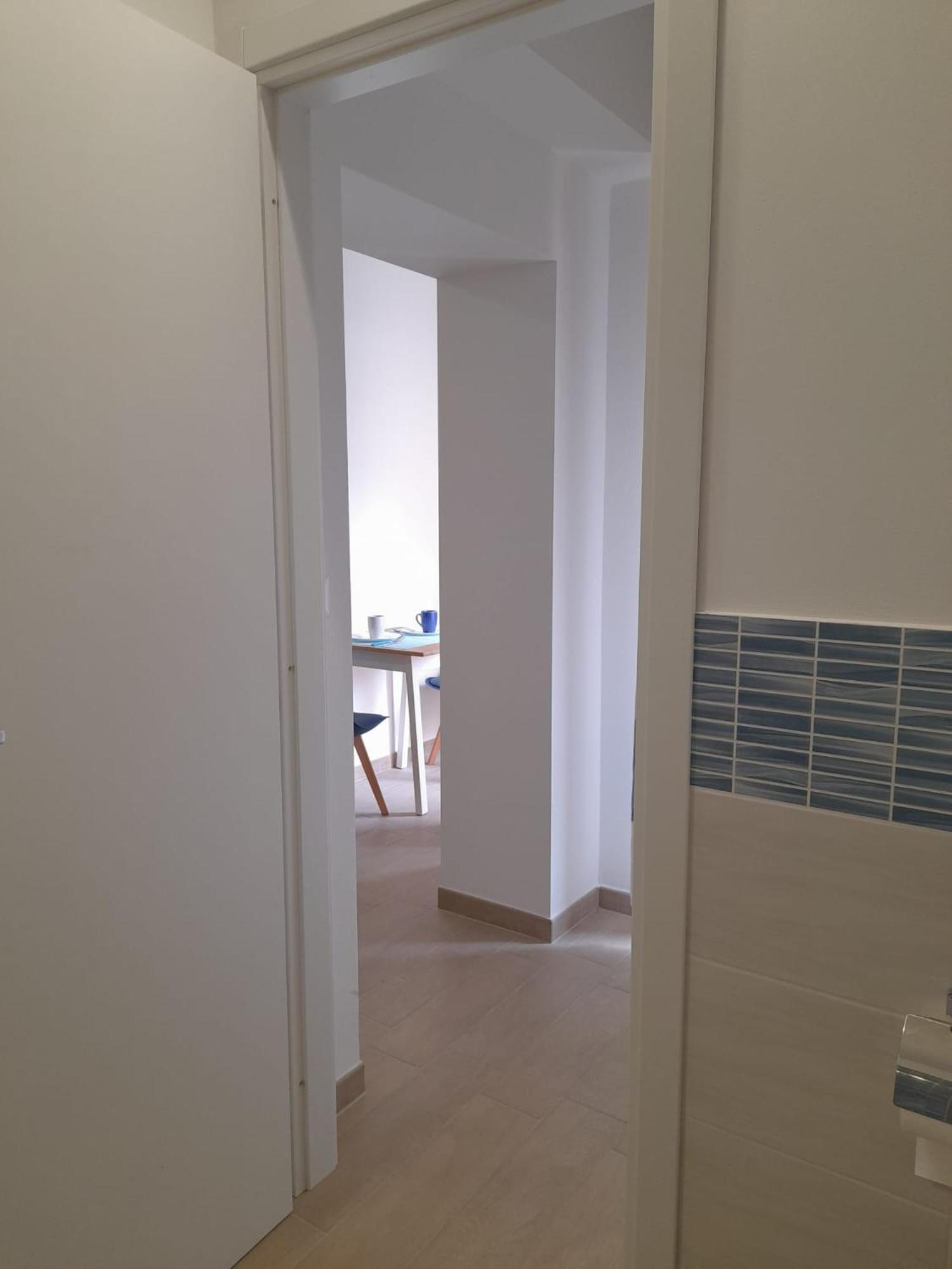 1 Self Check-in Guest house *